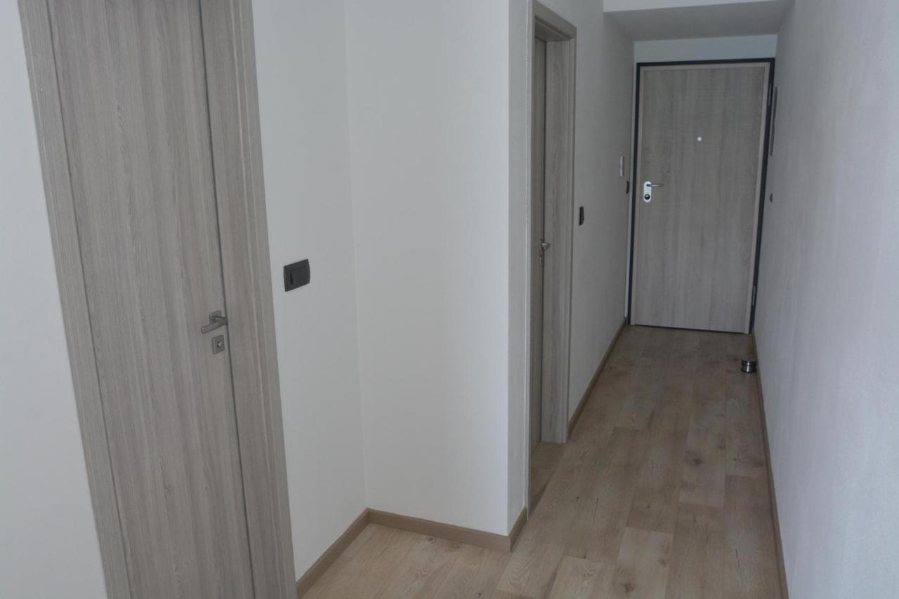Sole Apartment Туран Екстериор снимка