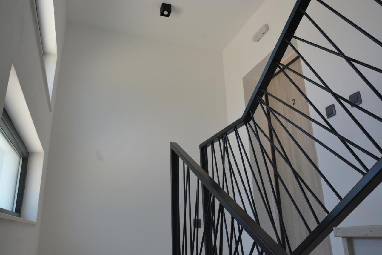 Sole Apartment Туран Екстериор снимка
