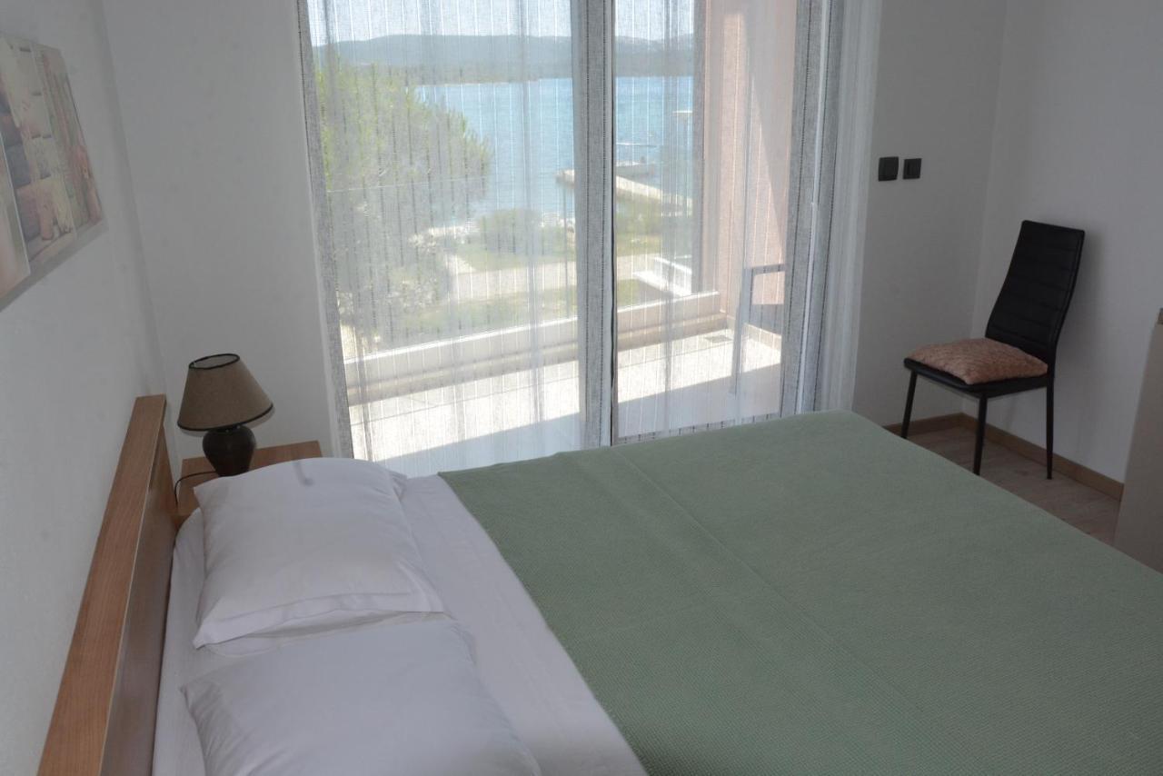 Sole Apartment Туран Екстериор снимка